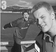 Neverfjord's sex symboler leverer varer i misjon&aelig;rstillinger